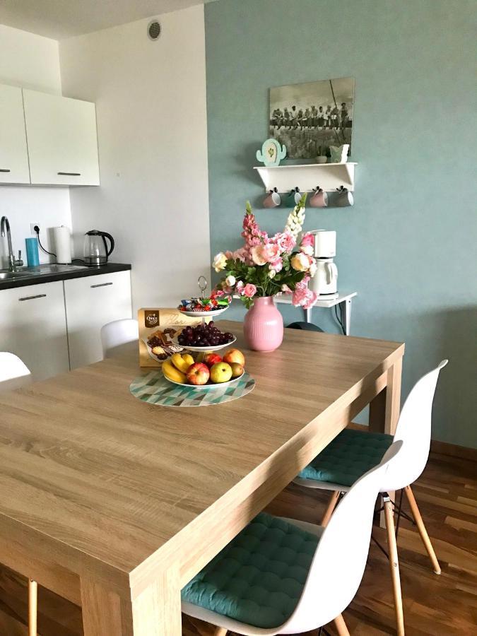 Neu! Top Apartment! 7Km Saarbruecken! Terrasse, Garten! Sulzbach  Dış mekan fotoğraf