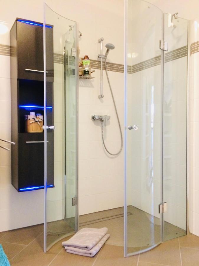 Neu! Top Apartment! 7Km Saarbruecken! Terrasse, Garten! Sulzbach  Dış mekan fotoğraf