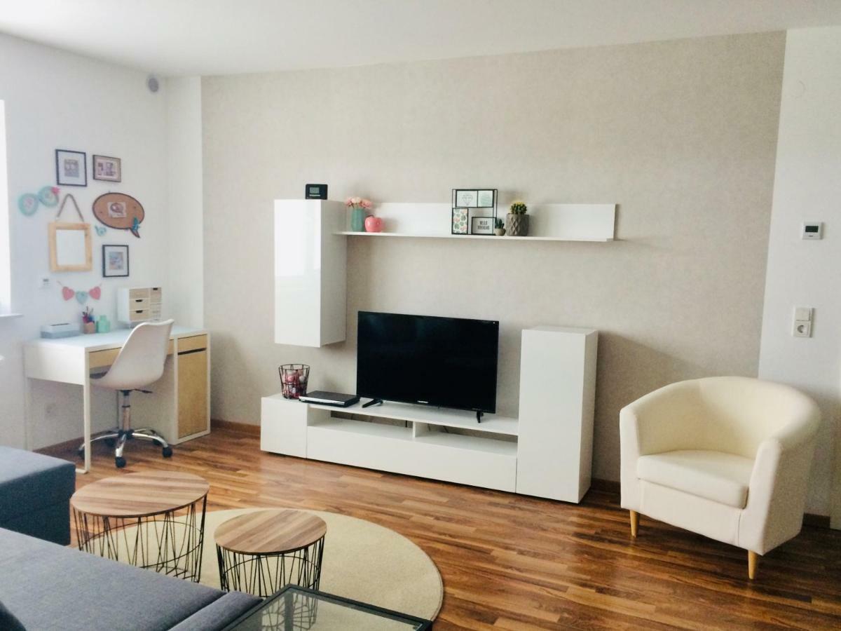Neu! Top Apartment! 7Km Saarbruecken! Terrasse, Garten! Sulzbach  Dış mekan fotoğraf